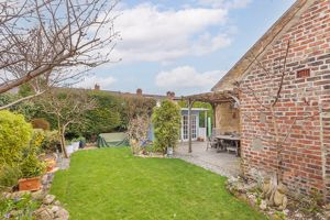 Photo 18- click for photo gallery